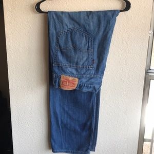 Levi 505 blue jeans